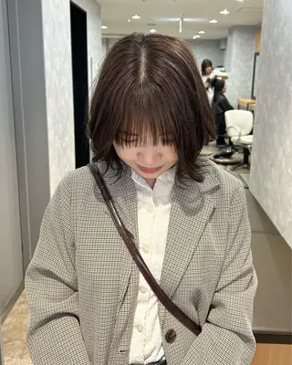 ミディアム レイヤーカット/ カラー特化/YUTOのヘアスタイル