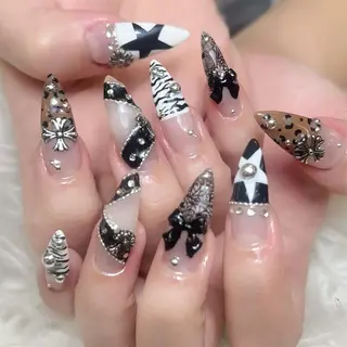 ネイル ANH ゴテゴテネイルのネイルデザイン