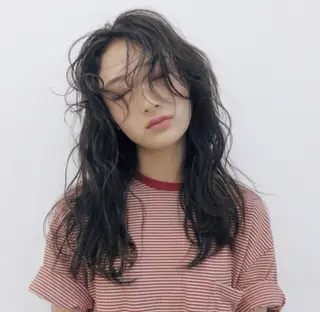 ロング FILMS haru 暖色/ぱつっとbobのヘアスタイル
