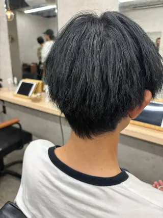 カラー 中田 汐梨のヘアスタイル