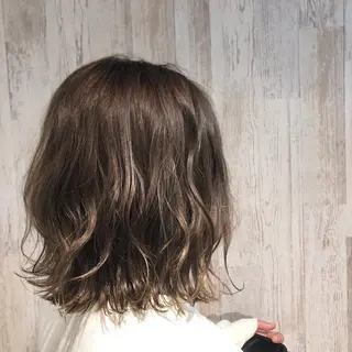 ミディアム カラー パーマ 野々村 裕菜のヘアスタイル