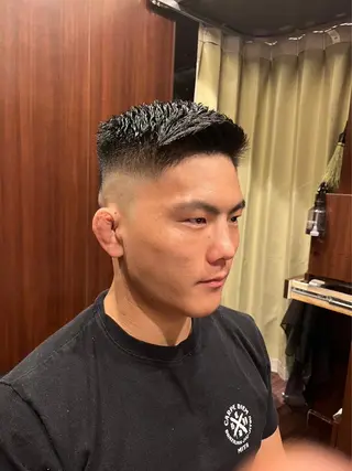 ショート 杉原 慶祐のヘアスタイル