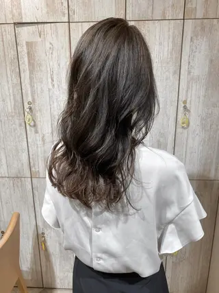 セミロング 顔まわりカット🌟 くびれヘア/寺門遥輝のヘアスタイル