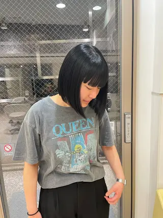 ミディアム カラー まるやま ひなこ/艶髪カラーのヘアスタイル