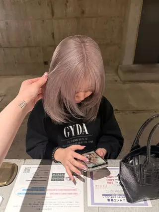 カラー 庄田 弥澄のヘアスタイル