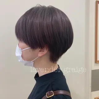 ショート カラー ぱつっとボブ/ 小野あかねのヘアスタイル