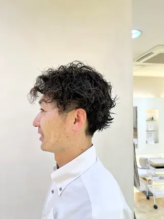 ミディアム パーマ メンズ メンズパーマ/ メンズカット/片山のヘアスタイル