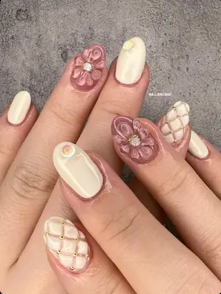 ネイル 3dパーツ/流行り 👧shushu❤️のネイルデザイン