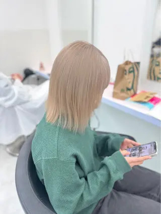 ミディアム カラー ヘアアレンジ 💘Risa💘/ミ ルクティ/ハイトーンのヘアスタイル