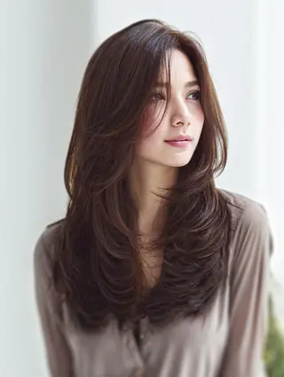 セミロング 生艶髪＆レイヤー🔔 渋谷お薦めNo.1✨のヘアスタイル