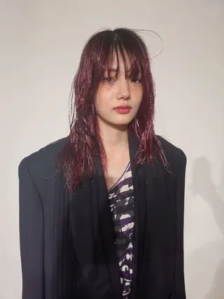 ロング カラー OMA　 カタギシのヘアスタイル
