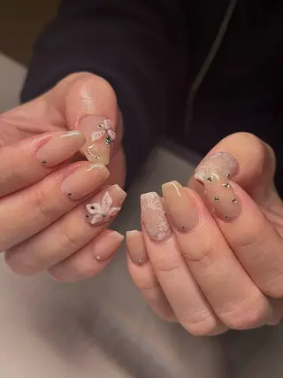 ネイル 🫧ユキ🫧 持込OK/平日夜&土のネイルデザイン