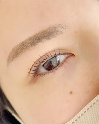 マツエク・マツパ Eyelashsalon LUSTER所属・LUSTER ラスターのマツエク・マツパデザイン