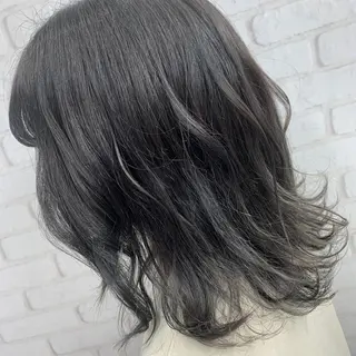 ショート カラー ブリーチカラー🫧 森　凪沙のヘアスタイル