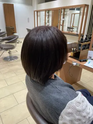 ミディアム 吉田 悠人のヘアスタイル