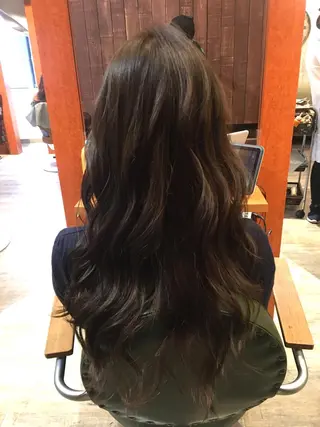 ロング カラー 宮下 浩一のヘアスタイル