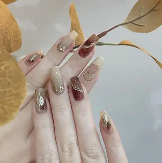 ネイル Queens テイのネイルデザイン