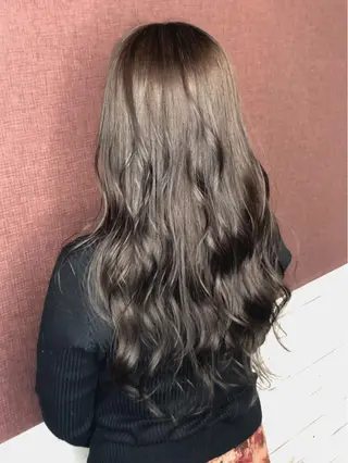 セミロング カラー 女性指名人気no.1 尾崎のヘアスタイル