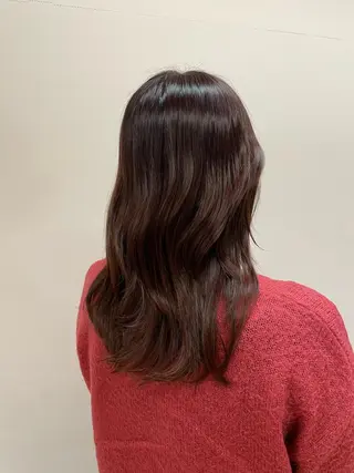 セミロング 岡本 拡夢のヘアスタイル