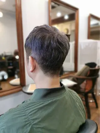 カラー メンズ 上間 洋子のヘアスタイル