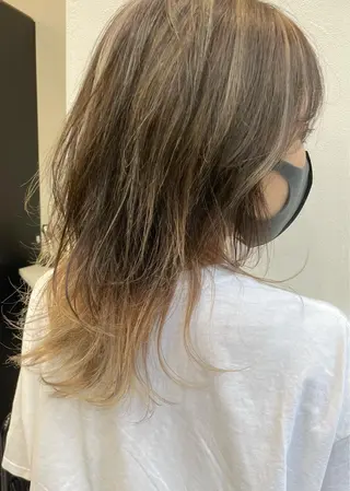 カラー ✄折橋 彩花🐶🍑のヘアスタイル