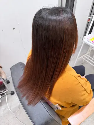 ロング 藤原 杏翼のヘアスタイル