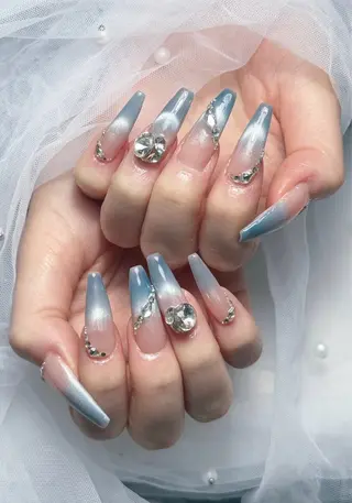 セミロング Aila Nail ShinOkuboのネイルデザイン