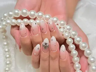 ネイル か な🧚‍♀️のネイルデザイン