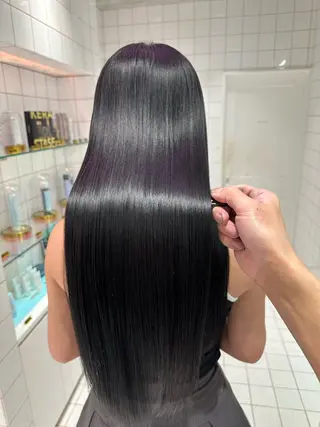 ロング Lond luce心斎橋【ロンドルーチェ】所属・Ruriブリーチ 酸性ストレートのヘアスタイル