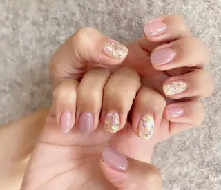 ネイル I-nailロング /ワンホン/キラキラのネイルデザイン