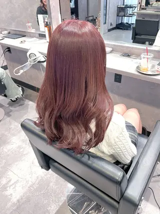 セミロング カラー 伊藤 由妃乃のヘアスタイル