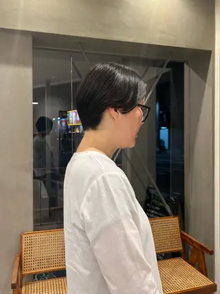 ショート AILERON 持倉のヘアスタイル