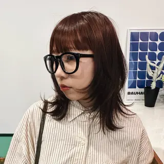 ミディアム 【レイヤー/透明感/ ハイトーン】Rionのヘアスタイル