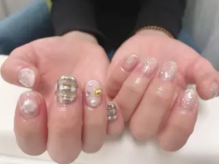 ネイル mano nella manoのネイルデザイン