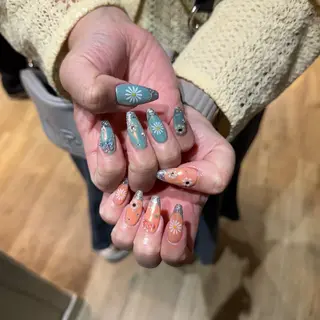 ネイル 鈴木 優希のネイルデザイン