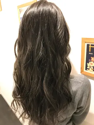 セミロング ロング 榎本 稔久のヘアスタイル