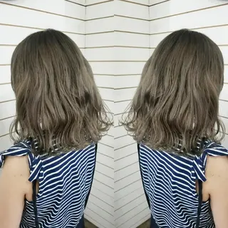 ミディアム 今中 小百合のヘアスタイル