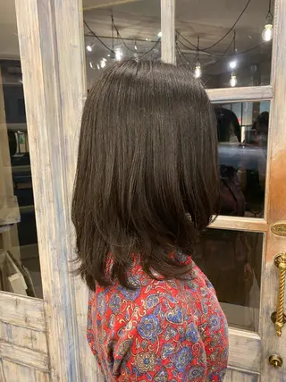 ミディアム 井上 日菜乃のヘアスタイル