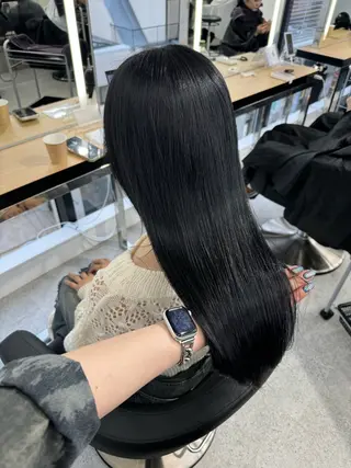 ロング カラー 暗髪🩶ラベンダー/ ブルー/ユウナ🤍のヘアスタイル