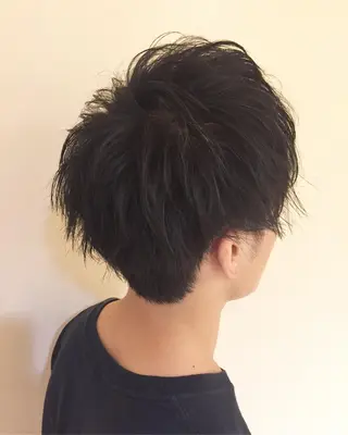 ミディアム 加藤 綾華のヘアスタイル