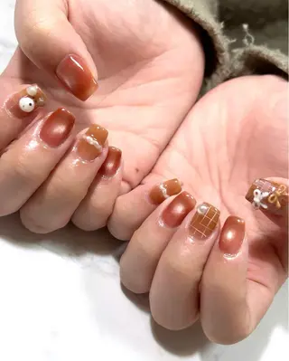 ネイル Allybell🫧 Ayakaのネイルデザイン