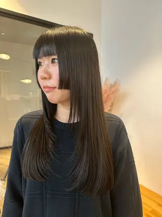 ロング yuika .のヘアスタイル