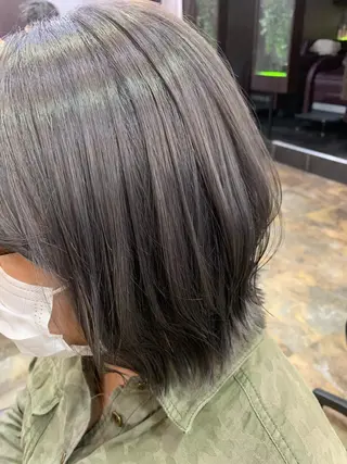 ショート カラー maimi .のヘアスタイル