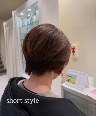 ショート 阪上 沙織のヘアスタイル