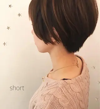 ショート 市川 千夏のヘアスタイル