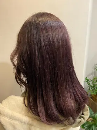 ミディアム カラー 金ウンス 髪質改善カラーのヘアスタイル