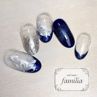 ネイル -nailroom- familiaのネイルデザイン