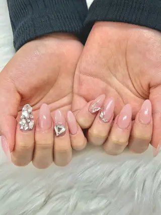 ネイル KIREIE Satomiのネイルデザイン