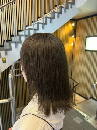 ミディアム ハイトーンカラー 坂本 翼のヘアスタイル