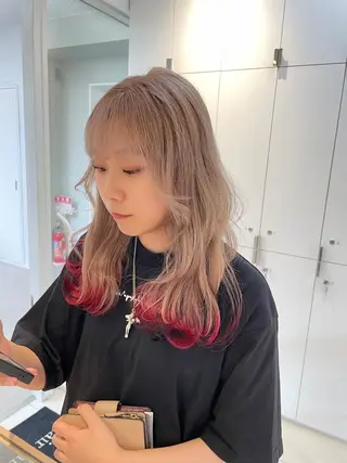 ロング カラー ヘアアレンジ 艶髪✨寒色カラー✨ 翁長孝輔のヘアスタイル